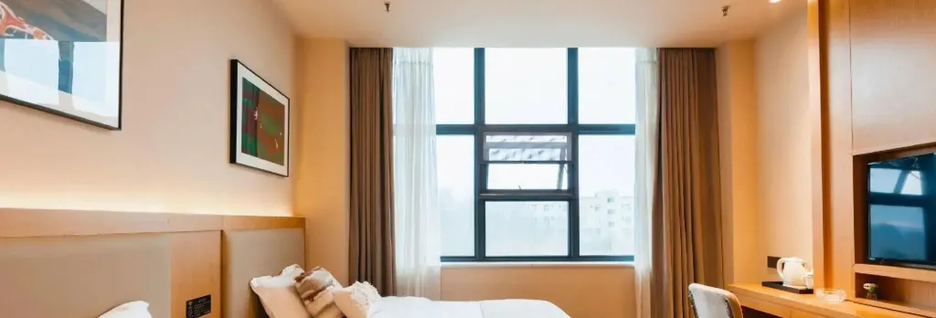 Jintang Chuangminglijing Hotel
