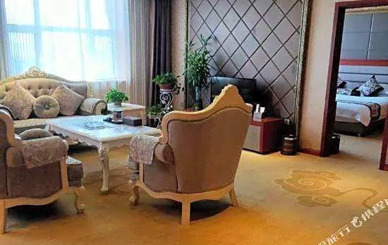 Yijiang Hotel