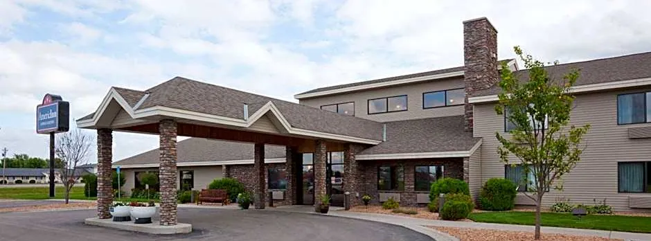 AmericInn by Wyndham Thief River Falls