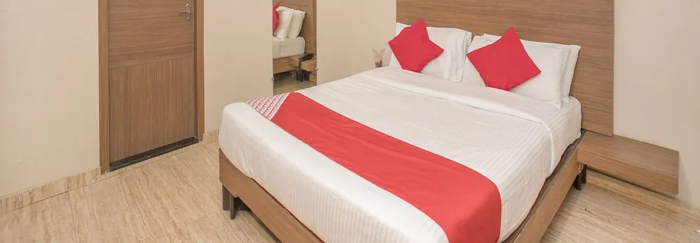 OYO 10722 Simera Service Apartments