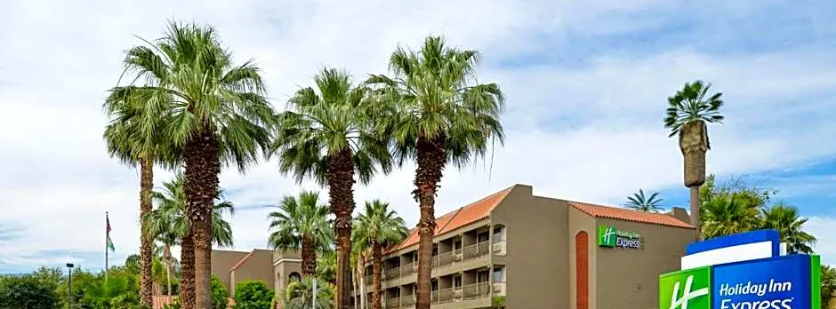 Holiday Inn Express Palm Desert By IHG