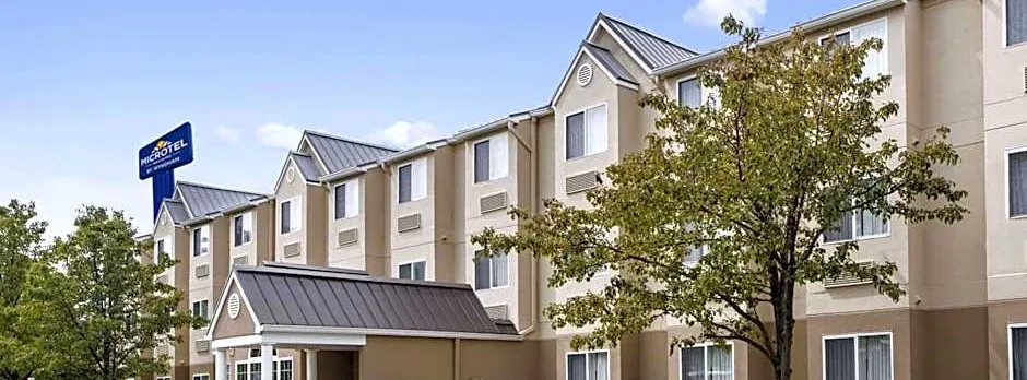 Microtel Inn & Suites by Wyndham Louisville East