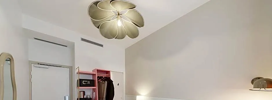 Trendy Canettes Hotel