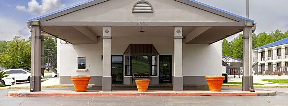 Motel 6 Nacogdoches, TX