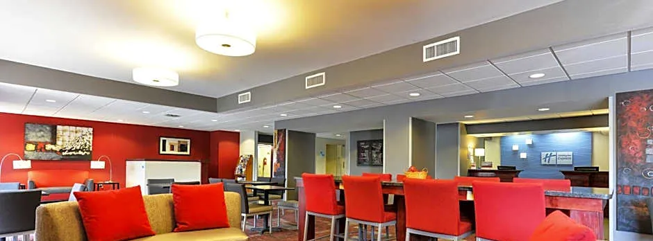 Holiday Inn Express Painted Post By IHG