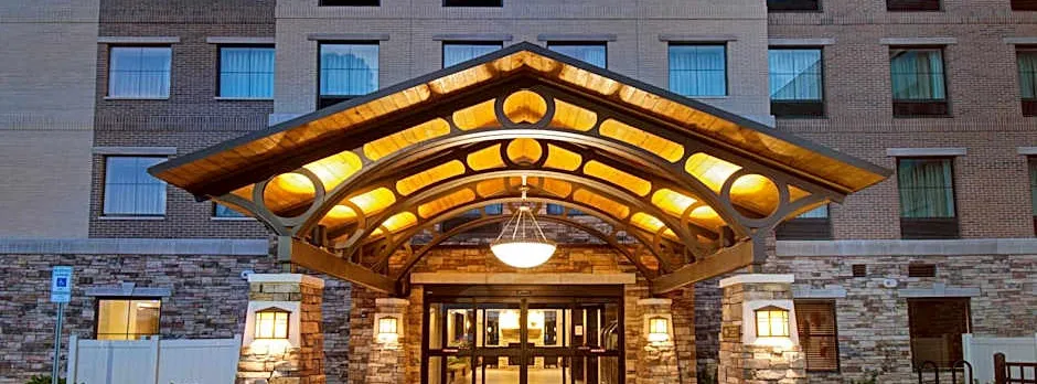 Staybridge Suites Sterling Heights - Detroit by IHG