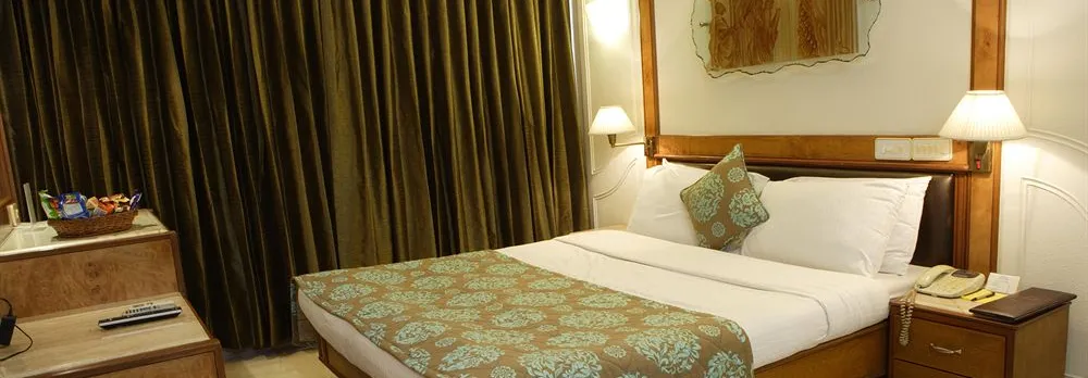 Hotel Regal Enclave