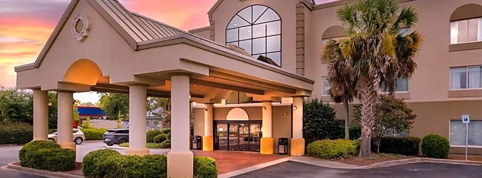 Comfort Inn & Suites Ft.Jackson Maingate
