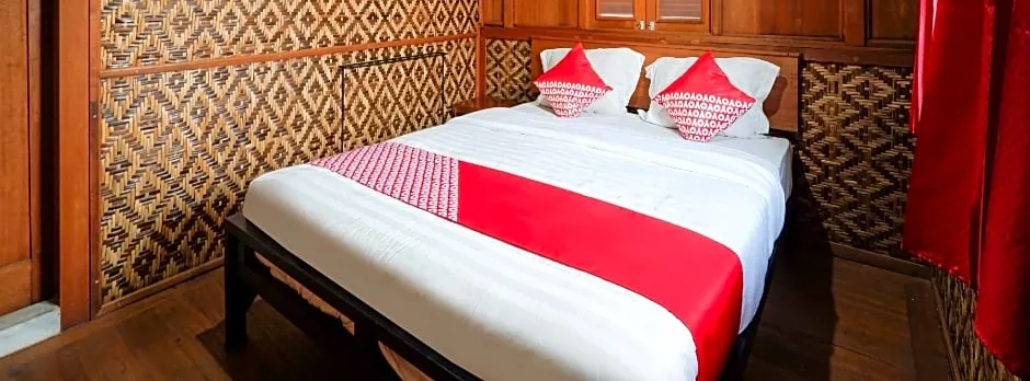 OYO 4016 Tan Jokteng Guest House