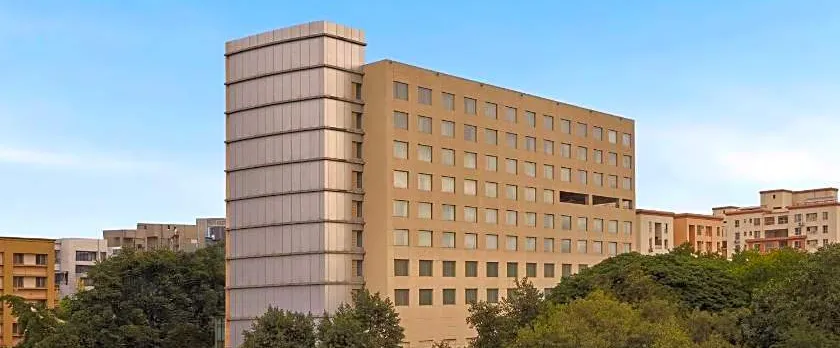 Four Points by Sheraton Hotel & Serviced Apartments, Pune