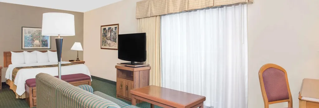 Hawthorn Extended Stay by Wyndham Green Bay