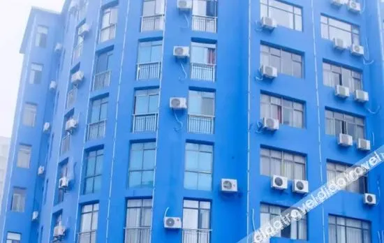 New Shangri-La Hotel