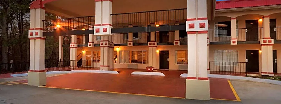 Super 8 By Wyndham Atlanta/Hartsfield Jackson Airport