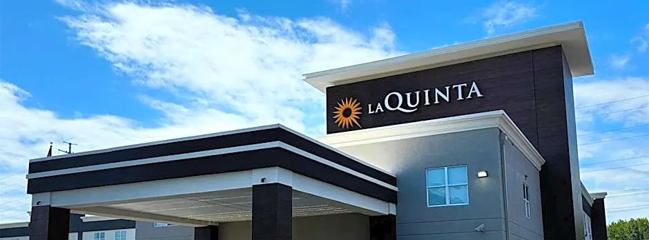 La Quinta Inn & Suites by Wyndham Lexington Park - Patuxent