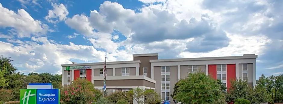 Holiday Inn Express Washington DC East- Andrews AFB By IHG