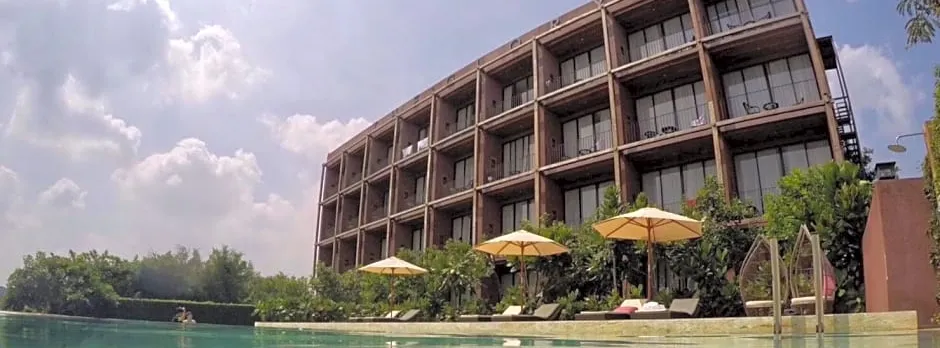 The Glory River Kwai Hotel
