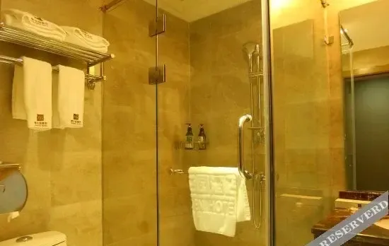 Man Garden Hotel