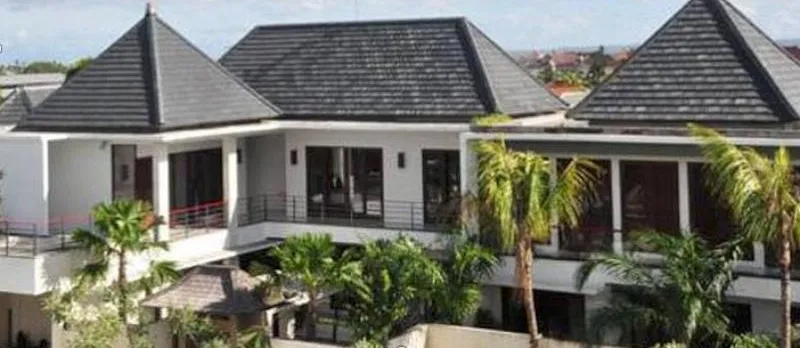 Apple Villas & Apartments