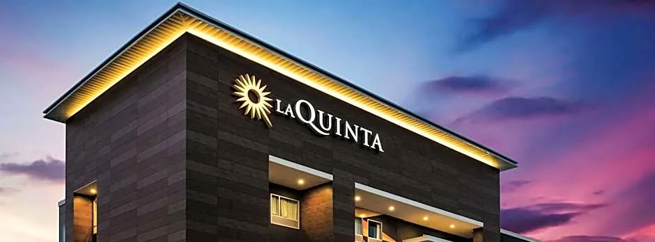 La Quinta Inn & Suites by Wyndham Atlanta South - McDonough