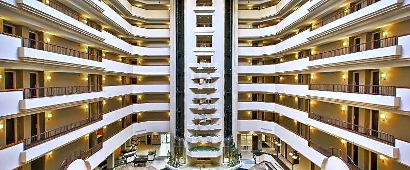 DoubleTree by Hilton Rapid City Downtown Convention Center