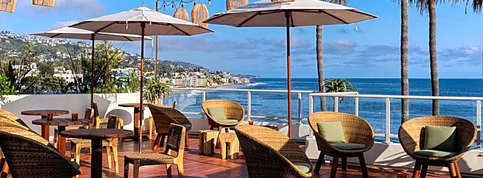 Casa Loma Beach Hotel