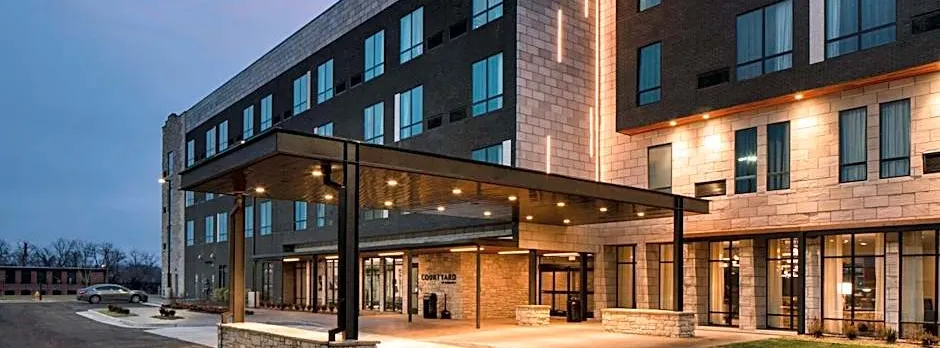 Courtyard by Marriott Jefferson City