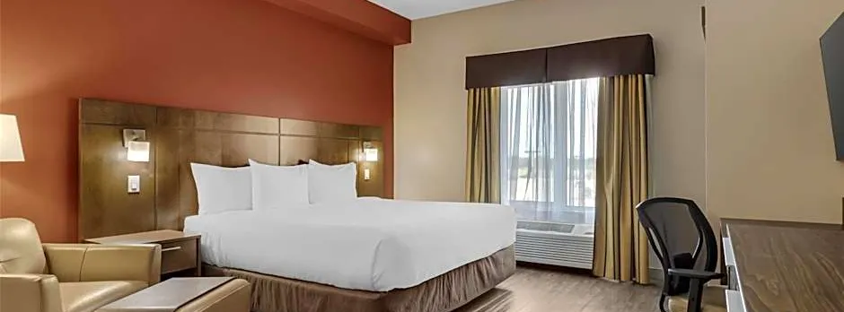 Best Western Plus Winnipeg West