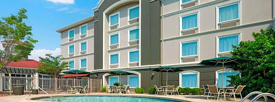La Quinta Inn & Suites by Wyndham Myrtle Beach Broadway Area