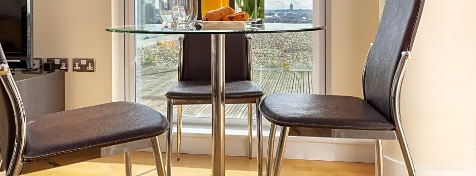 Sublime Lanterns Court One-Bedroom Apartments