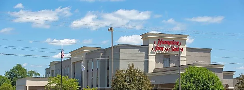 Hampton Inn & Suites Alexandria