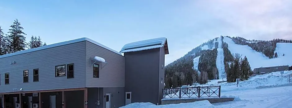 Nowhere Special Hostel