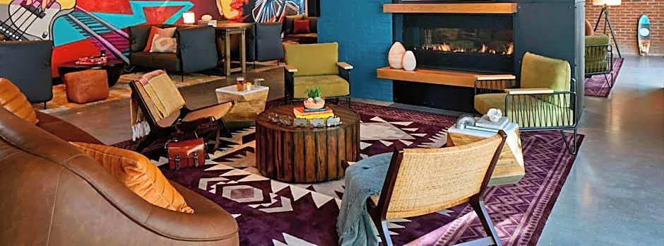 Moxy Chattanooga Downtown