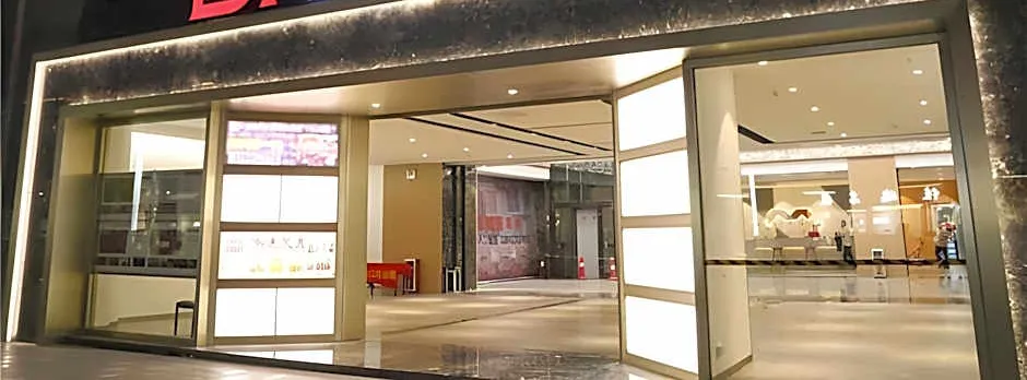 Borrman Hotel Guangzhou Changlong Shiqiao Metro Station