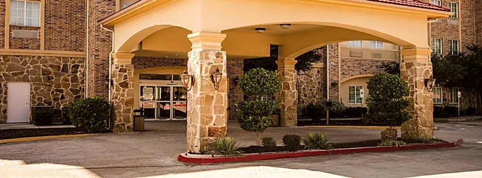 Baymont by Wyndham Dallas South-DeSoto