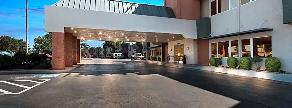 Comancheria Hotel & Convention Center
