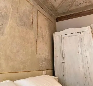 SH Suites