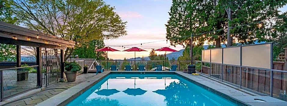 Seymour Private Bedroom, Ensuite Bathroom with Shared Pool, Hot Tub with Views