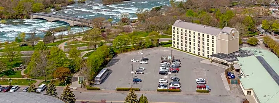 Comfort Inn The Pointe