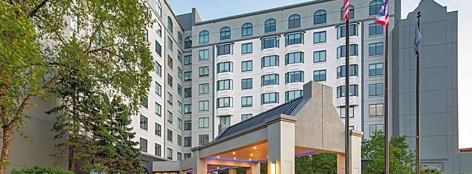 Sheraton Suites Columbus Worthington