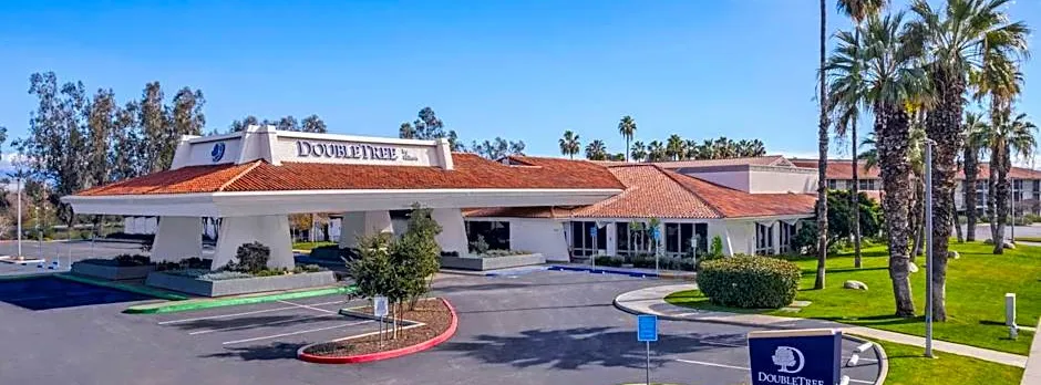 DoubleTree By Hilton Hotel Bakersfield