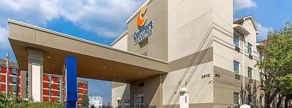 Comfort Inn & Suites Louisville Airport Fair & Expo