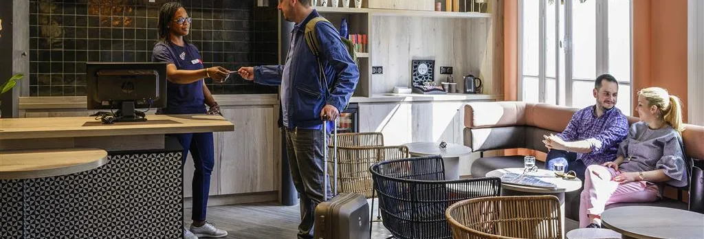 Ibis Paris Tour Montparnasse 15Ème