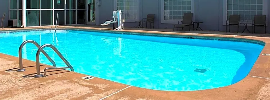 Quality Inn Crossville Near Cumberland Mountain State Park