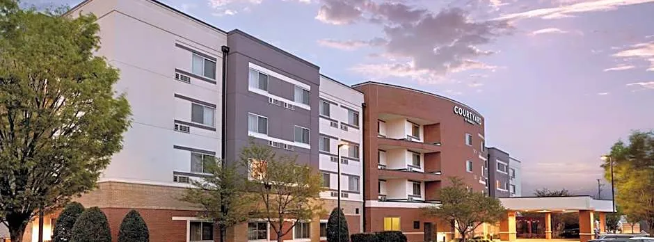 Courtyard by Marriott Nashville Goodlettsville