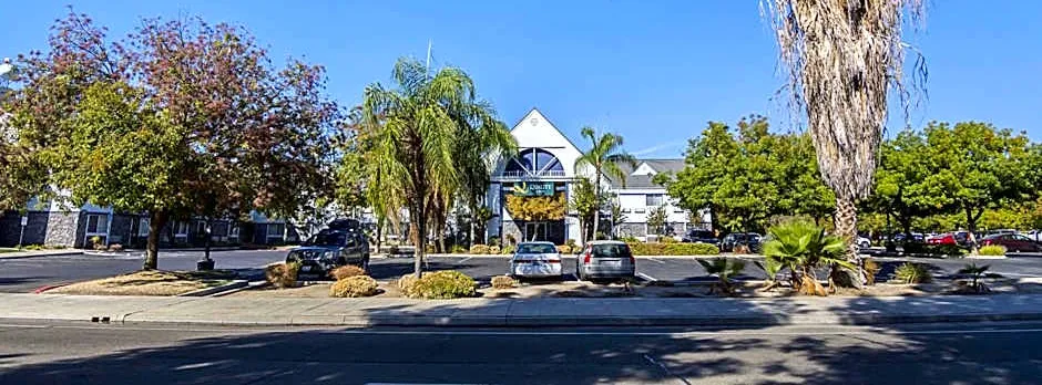 Quality Inn Fresno Yosemite Airport