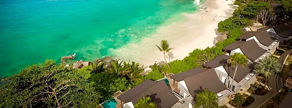 Carana Beach Hotel