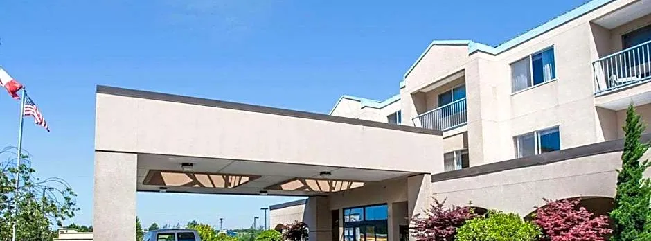 Quality Inn Grand Suites Bellingham
