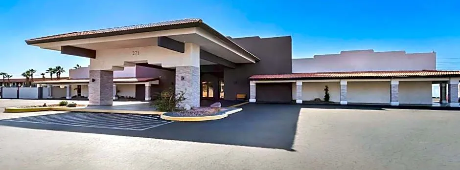 Quality Inn & Suites Lake Havasu City