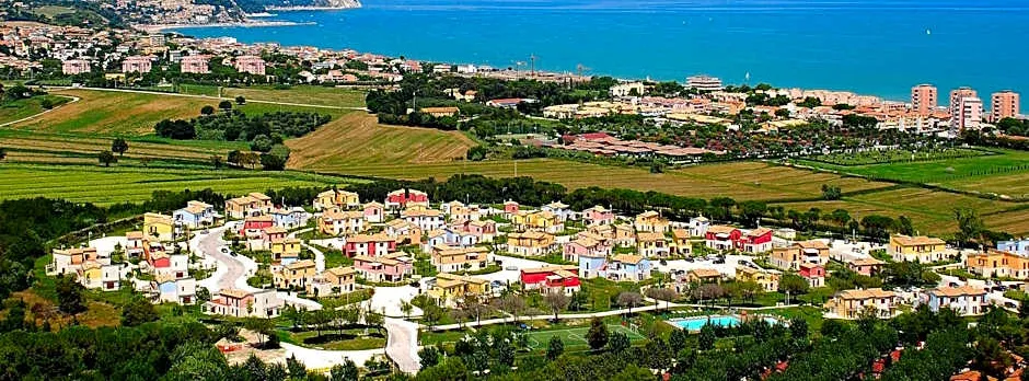 Adamo Ed Eva Resort