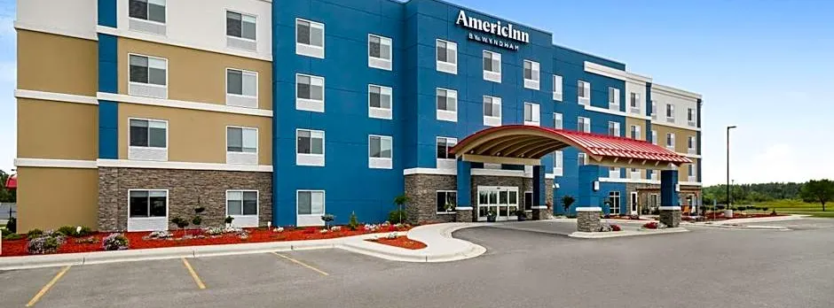 AmericInn by Wyndham International Falls